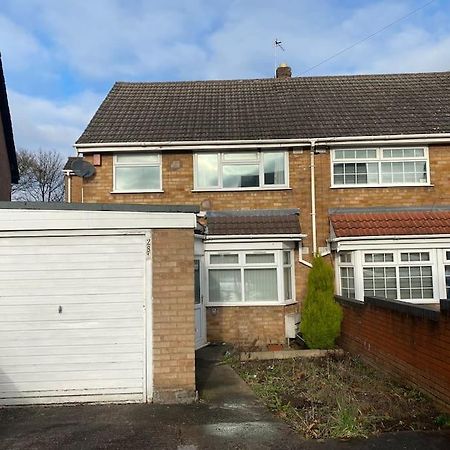 Cozy 4 Bedroom House In Smethwick With 4 Bathrooms Perfect For Contractors And Families Birmingham Exterior photo